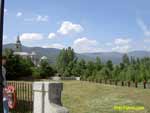 Vista del Monasterio de El Paular desde el puente del Perdn